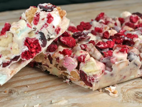 White rocky road with dried cranberries