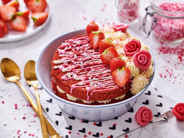 Love Cake Bowl