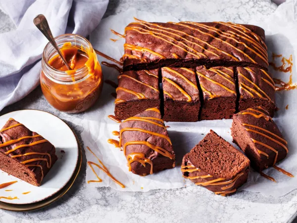 Brownie with caramel drizzle