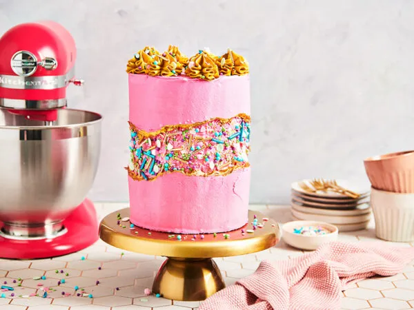 Pink fault line cake