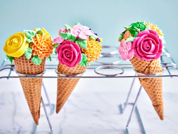 Ice cream cones with buttercream flowers