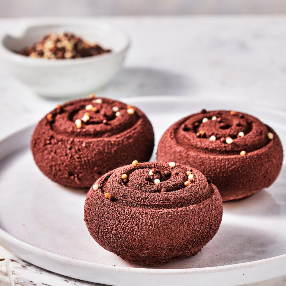 F41310 FunCakes Velvet Spray Dark Choco Ambience