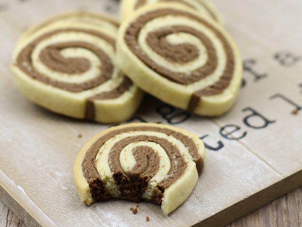 FunCakes Recept Chocolade Swirl Koekjes Website 1 FunCakes Recept Chocolade Swirl Koekjes