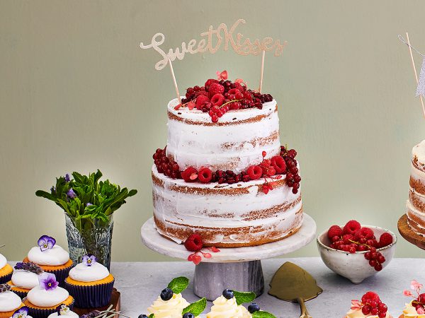 FunCakes Recept Low Sugar Naked Cake Met Rood Fruit Website 1 FunCakes Recept Low Sugar Naked Cake Met Rood Fruit