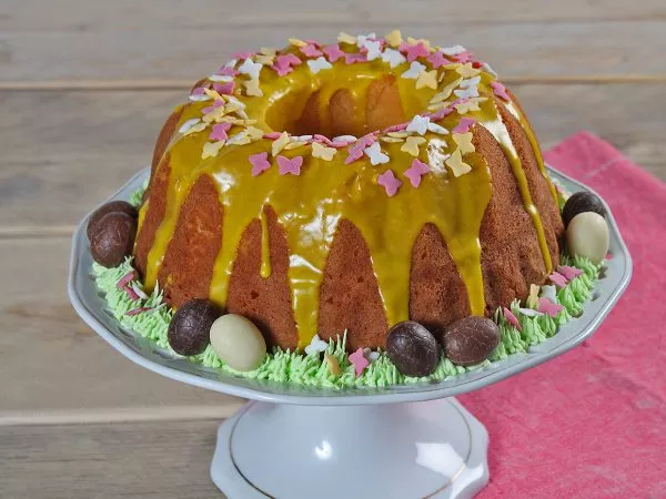 Easter bundt cake