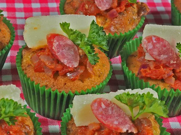 Pizza cupcakes