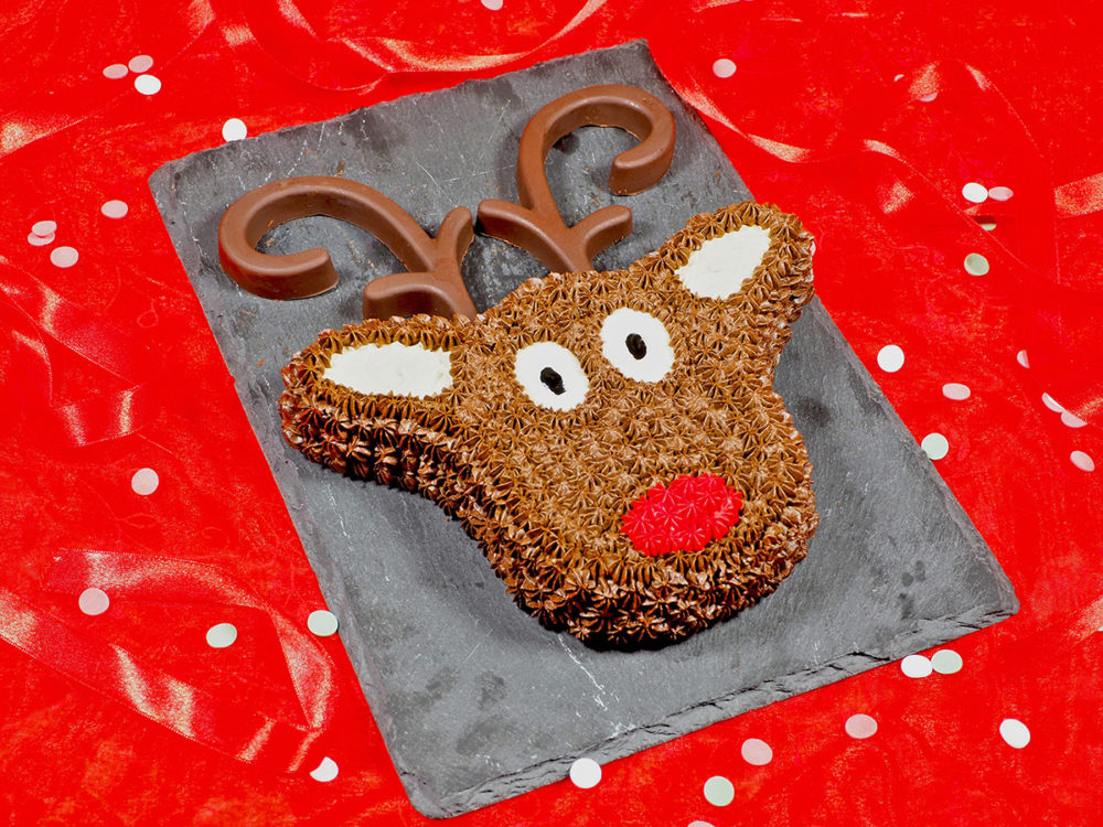 Rudolph Cake: Adorable and Delicious Recipe - Chelsweets