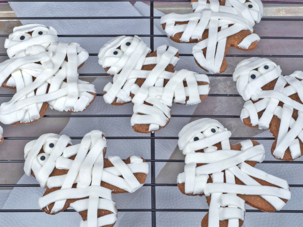 FunCakes Recept Gingerbread Mummie Koekjes Website 1 Gingerbread mummie koekjes
