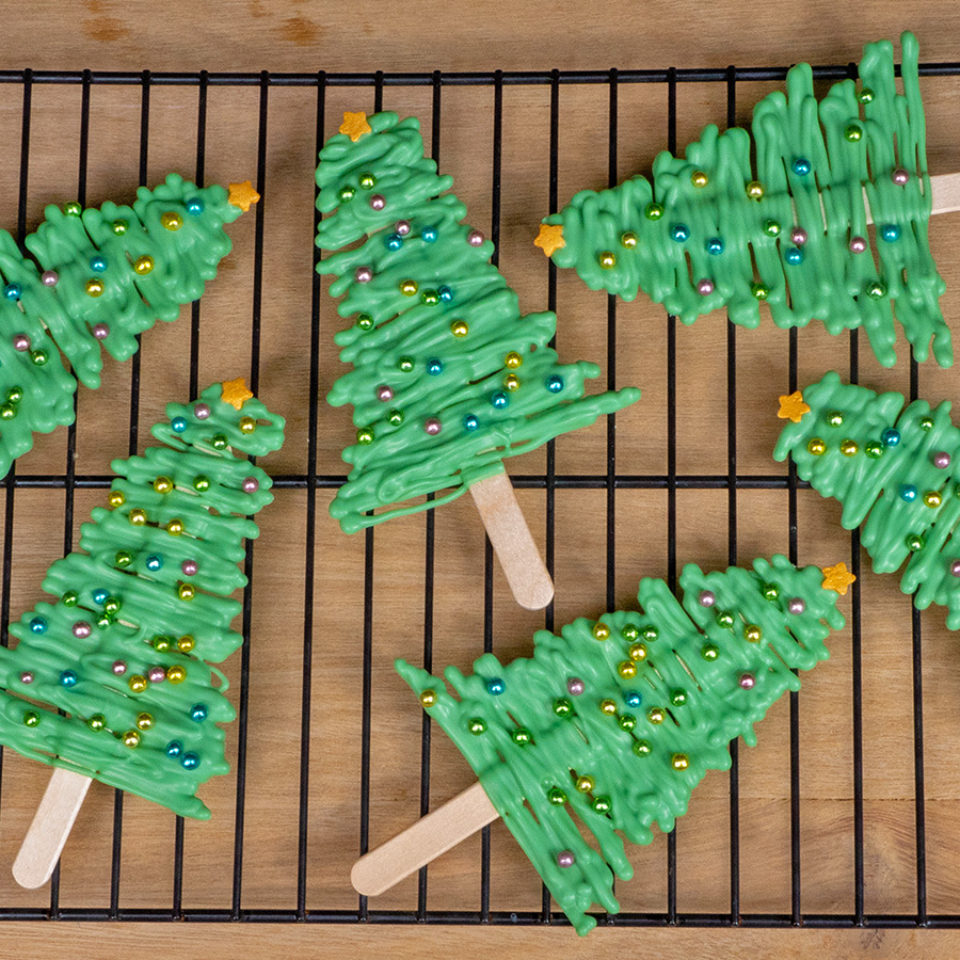 Christmas tree lollipops