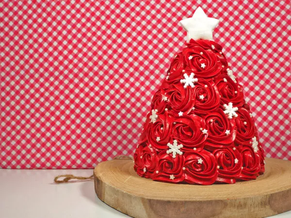 Christmas tree cake