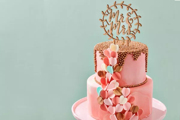 Coral wedding cake