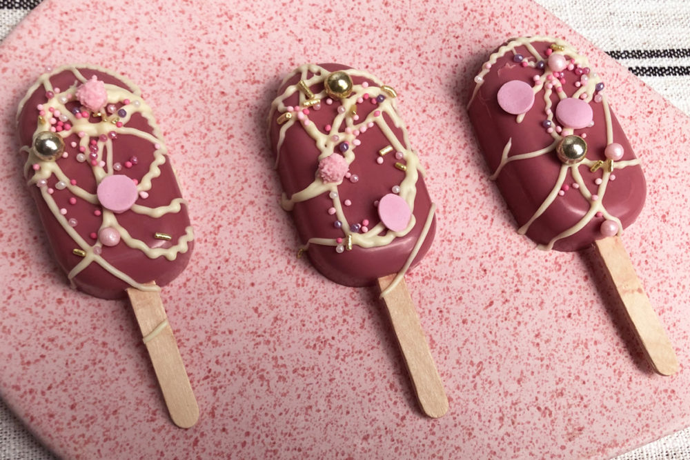 Red Velvet Ice Pops Ruby Cakesicles