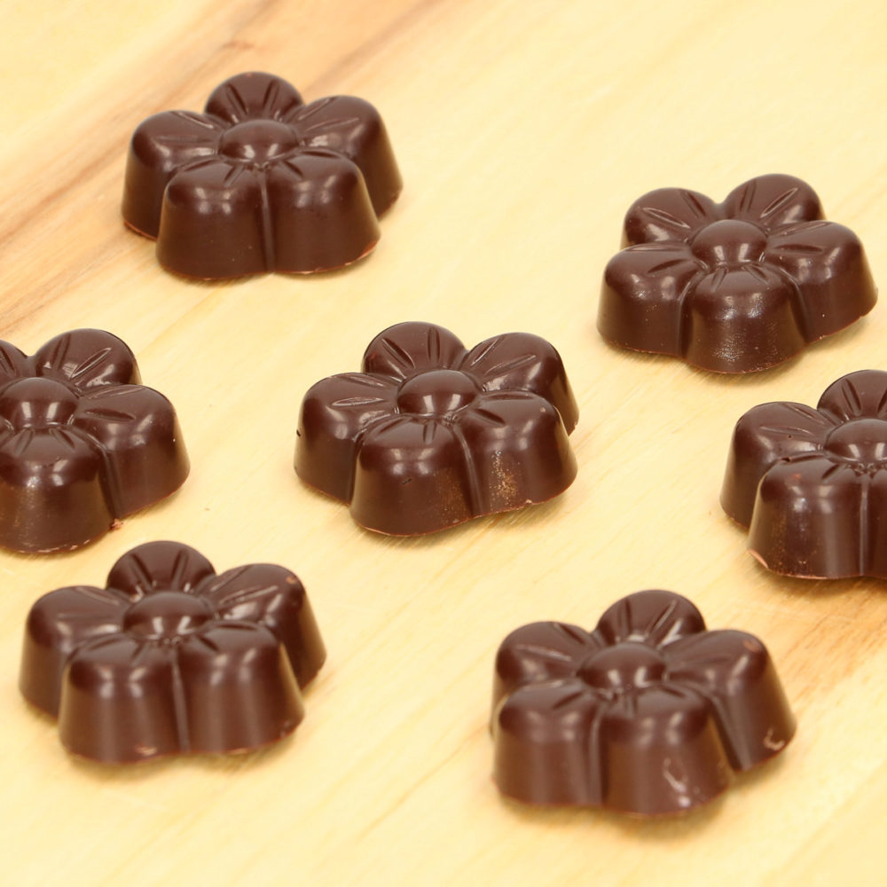 FC5044 FunCakes Chocolate Mould Flower2