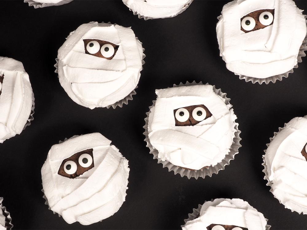 Mummie Cupcakes Mummie cupcakes