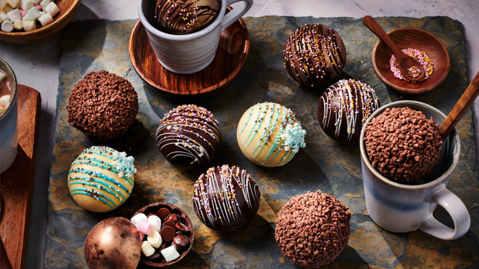 Hot choco bombs - FunCakes