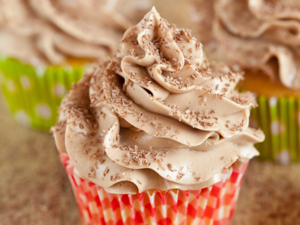 Cupcakes With Chocolate Filling