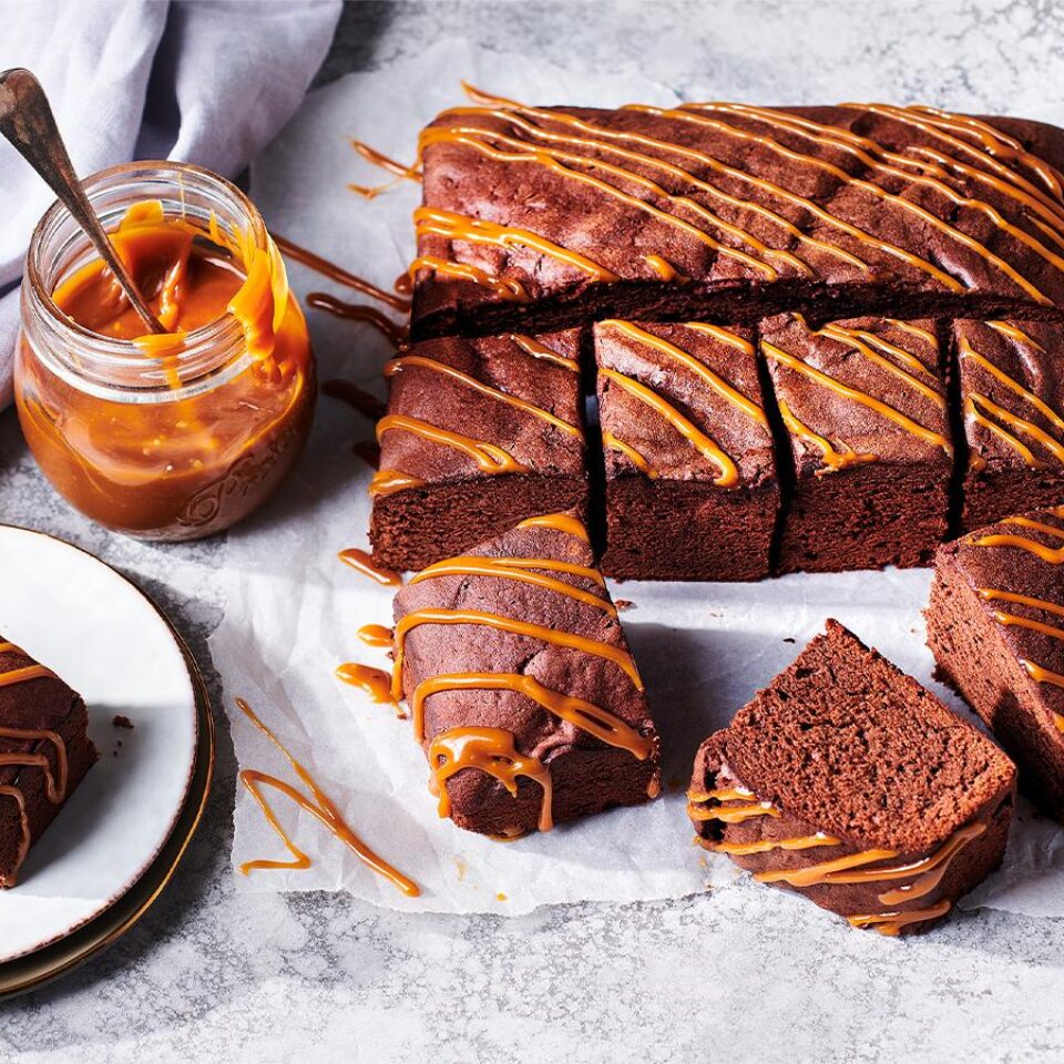 Brownie met karamel drizzle