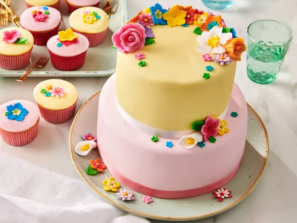 Colorful flower cake