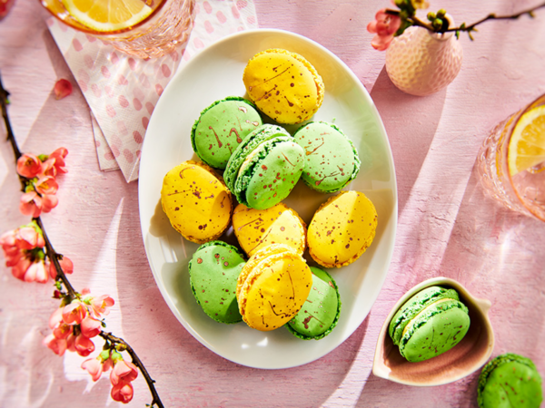 Easter Macarons