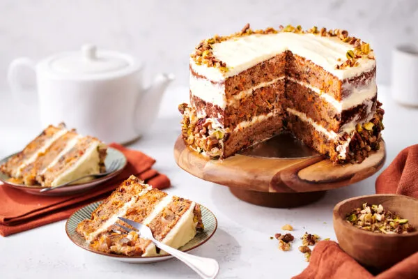 Carrot cake with pistachios