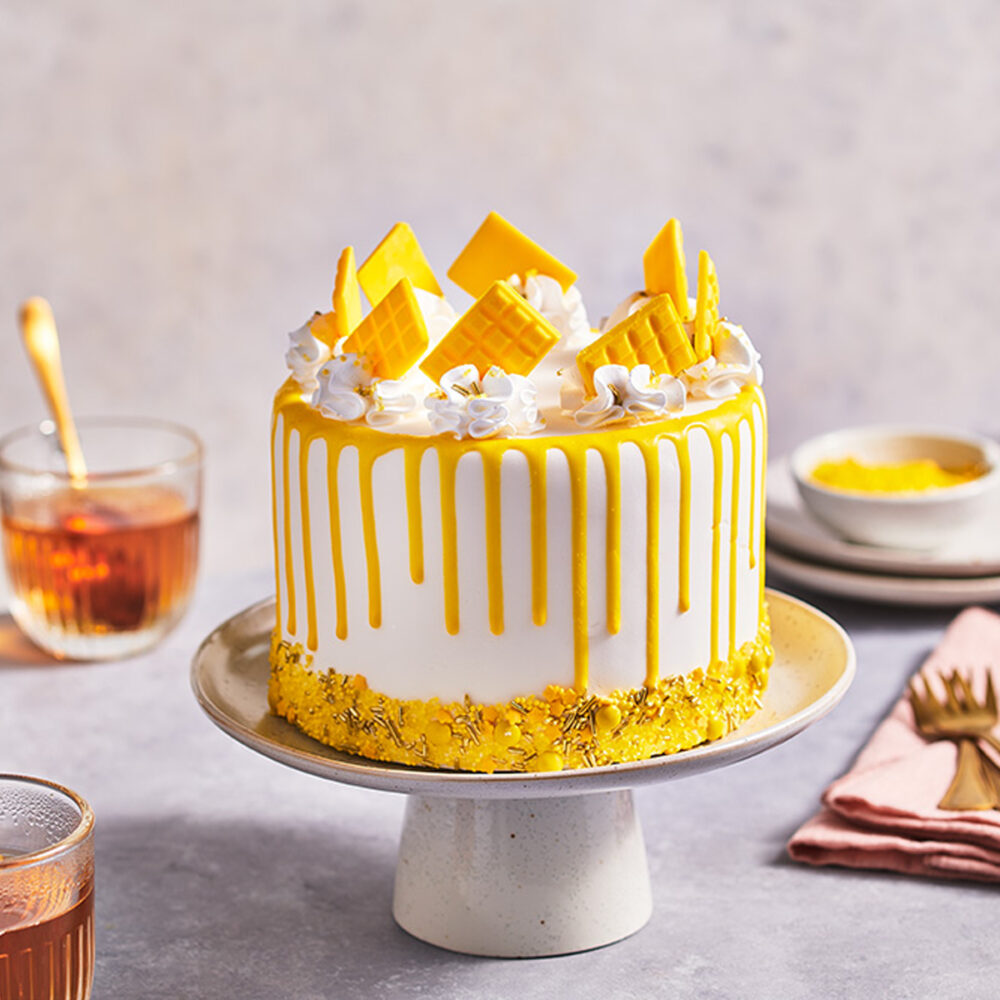 F54210 FunCakes Choco Drip Yellow Ambience