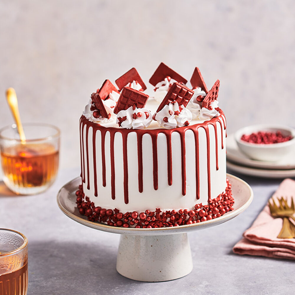 F54255 FunCakes Choco Drip Ruby Ambience