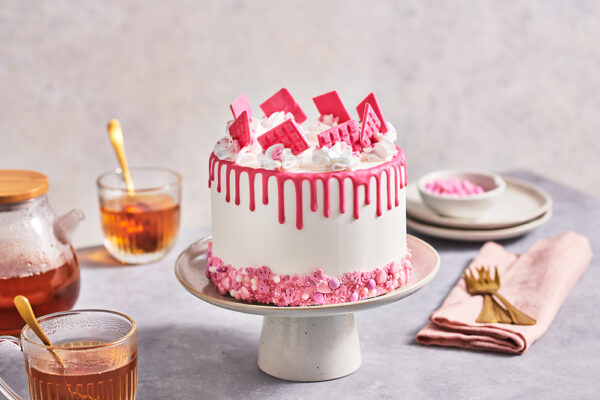FunCakes Choco Drip Cake Pink