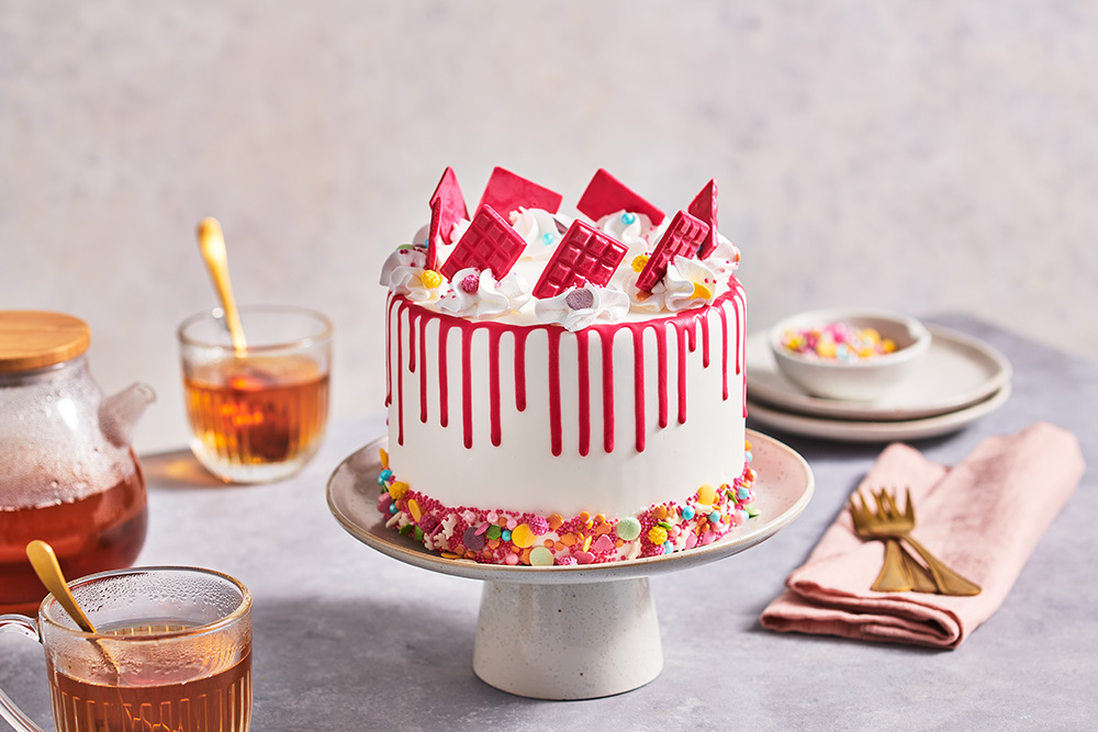 FunCakes Choco Drip Cake Hot Pink
