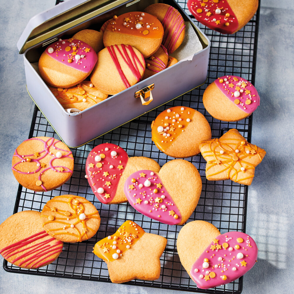 F10110 FunCakes Mix For Cookies Ambience Image