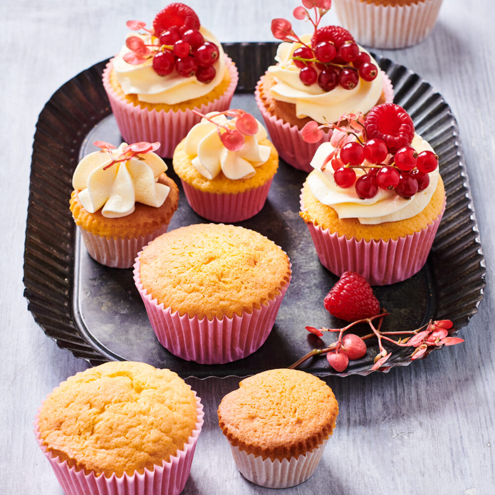F11110 FunCakes Mix Cupcakes Gluten Free Ambiance Photo