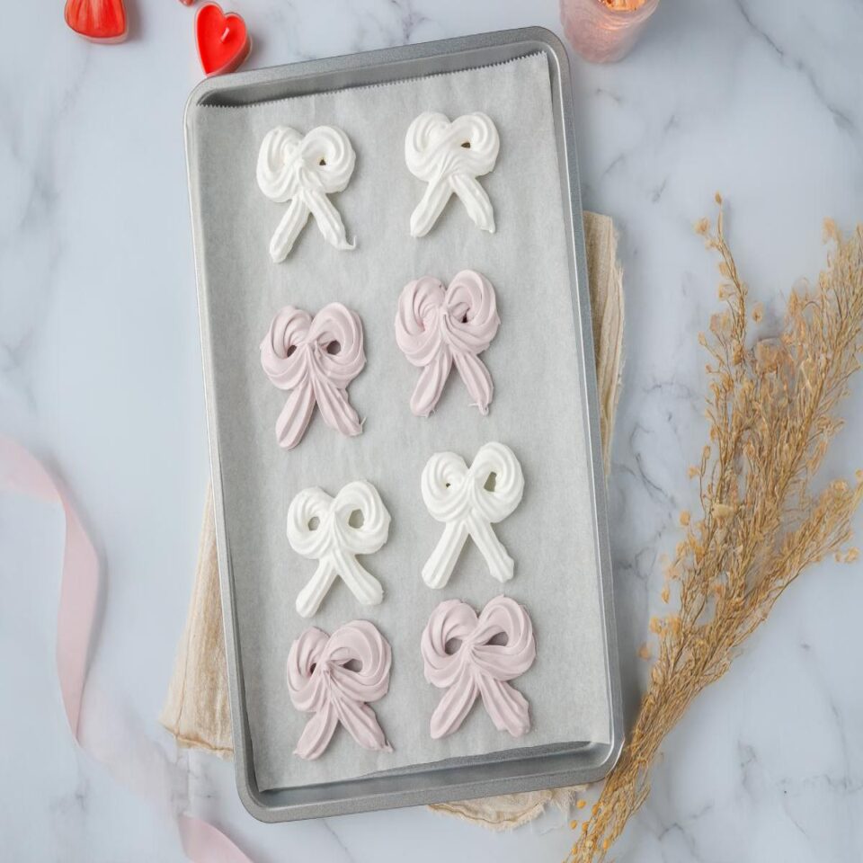 Meringue Strikjes